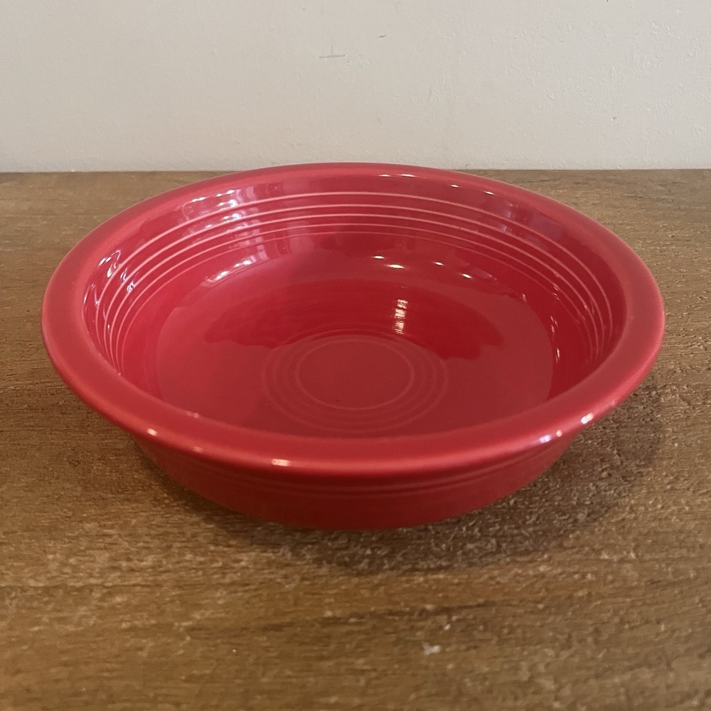 Fiesta Fiestaware Scarlet Red Classic Rim Cereal Bowl 6 7/8" HLC USA Glossy